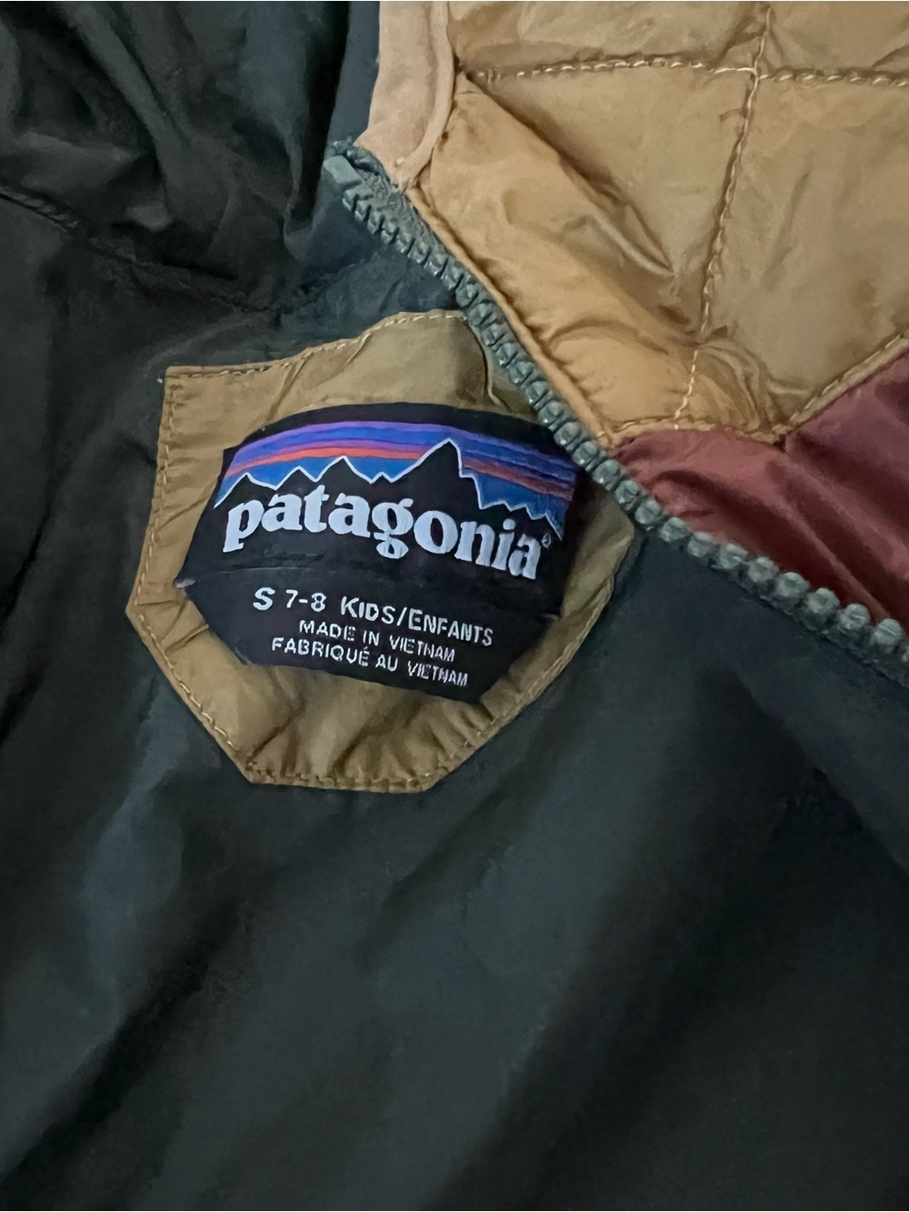 Patagonia Kids Quilted Hooded Jacket - Rust/Mustard/Olive Size 7/8 - Picture 8 of 8